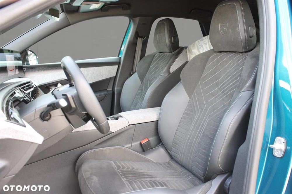 Peugeot 3008 210 GT EXCLUSIVE - 13
