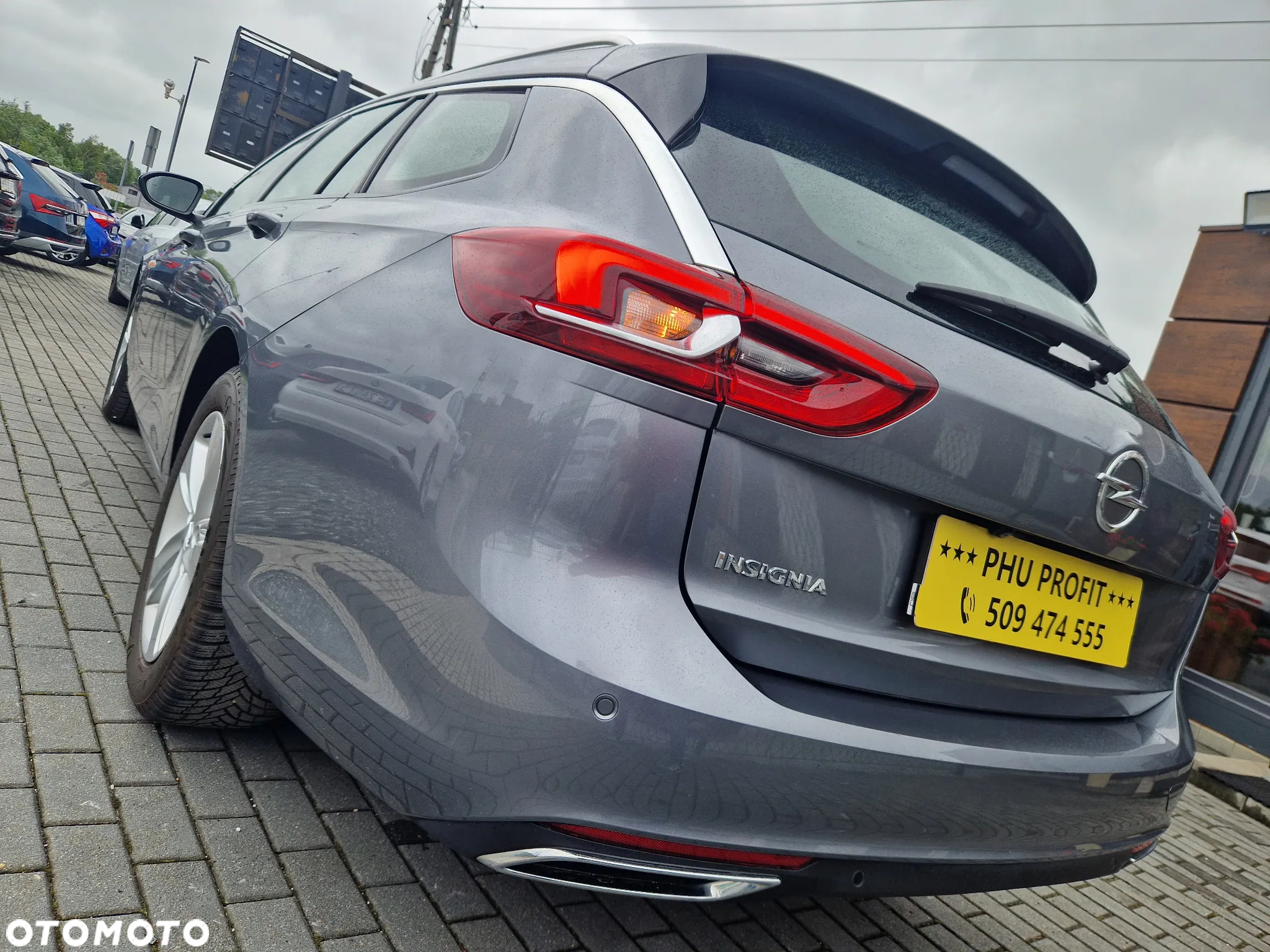 Opel Insignia 2.0 CDTI Elegance S&S - 11