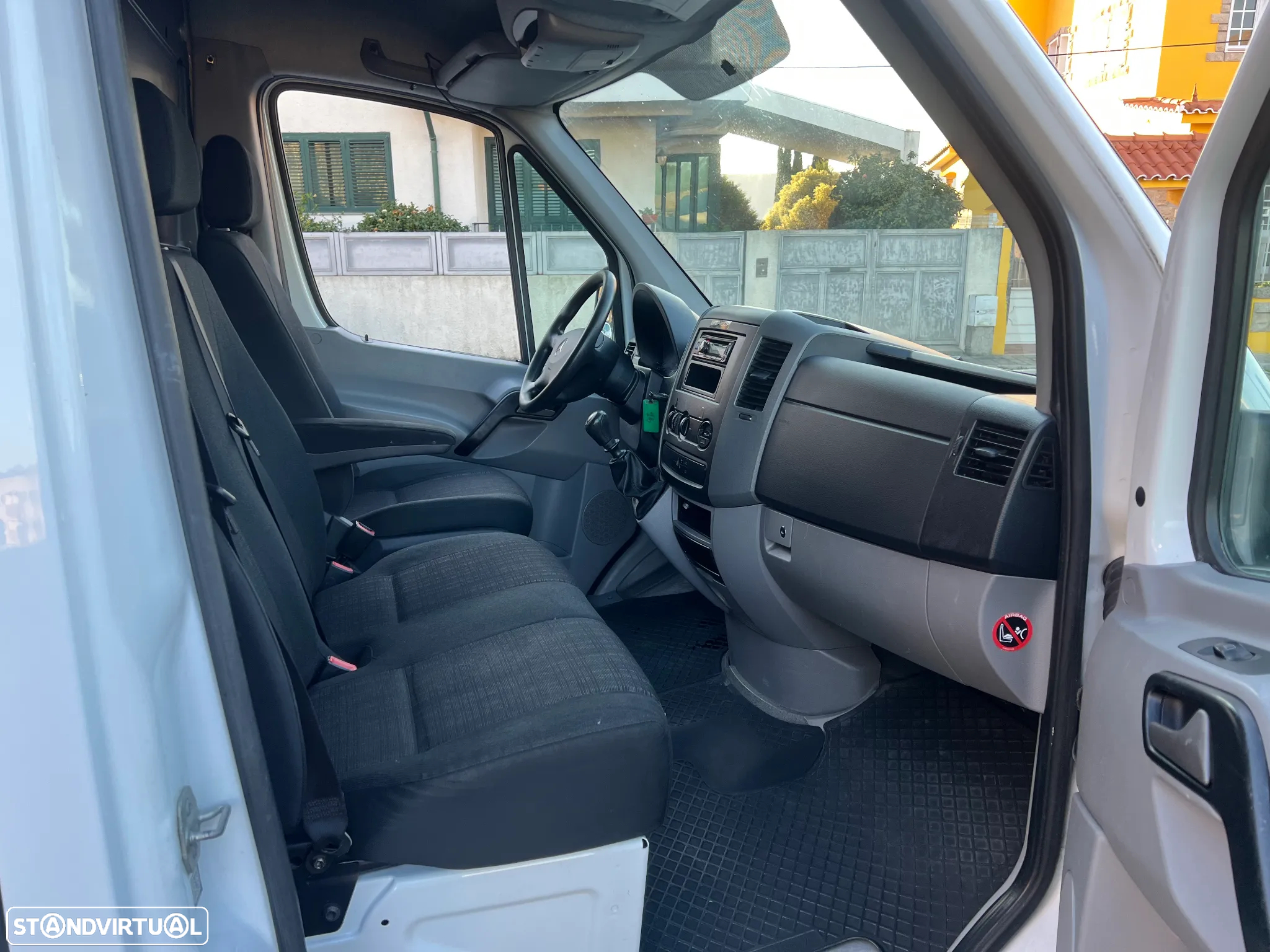 Mercedes-Benz SPRINTER 313 - 16