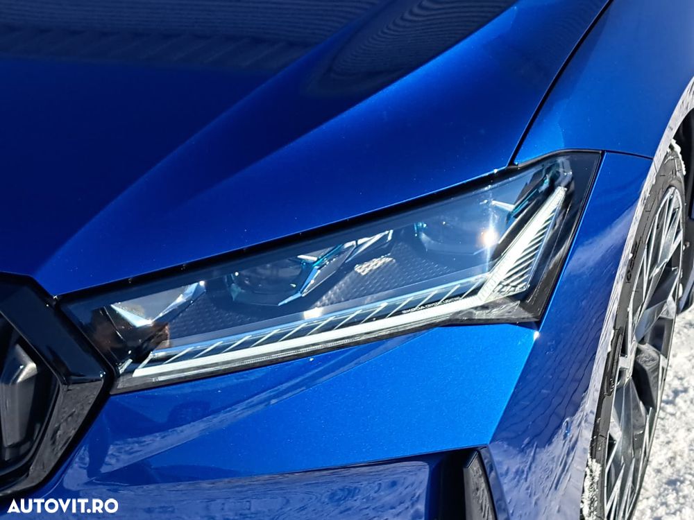 Skoda Superb 2.0 TSI 265 CP 4x4 DSG Sportline - 8