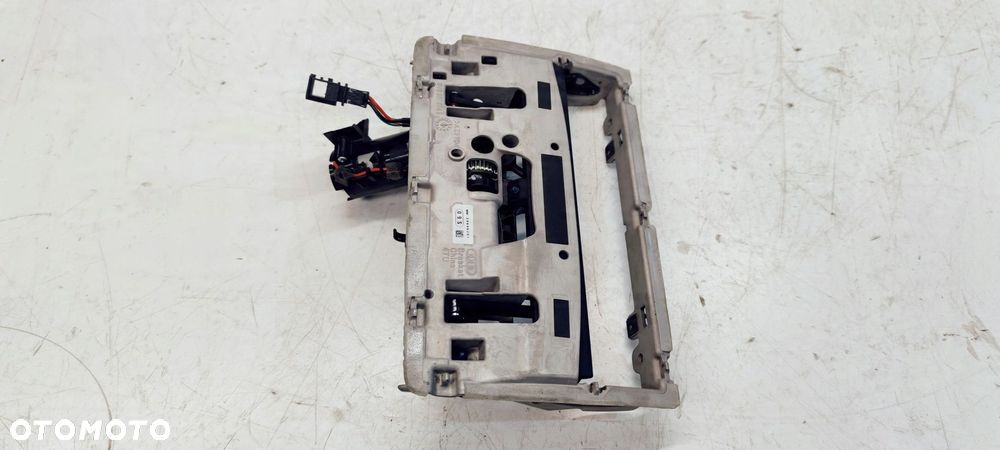 WINDA WYŚWIETLACZA AUDI A3 8V 8V0857974E USZK - 4