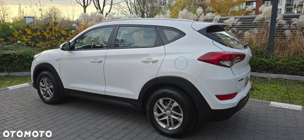 Hyundai Tucson 1.7 CRDI BlueDrive Comfort 2WD - 9
