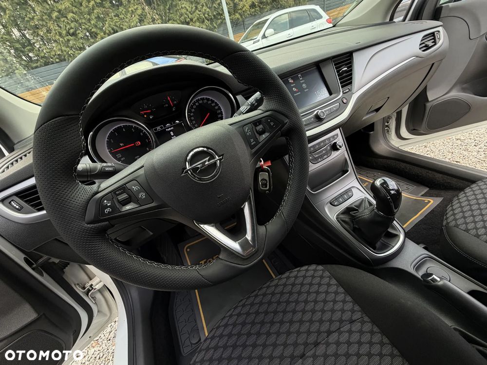 Opel Astra 1.4 T Sport S&S - 29