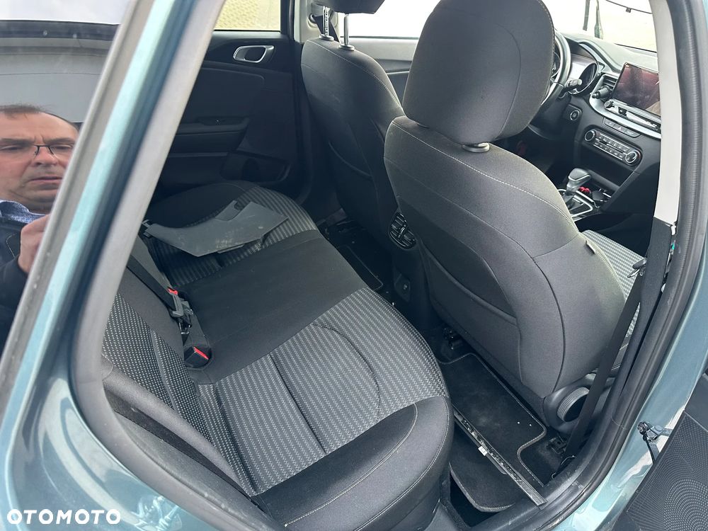 Kia Ceed 1.6 GDI PHEV L DCT - 10