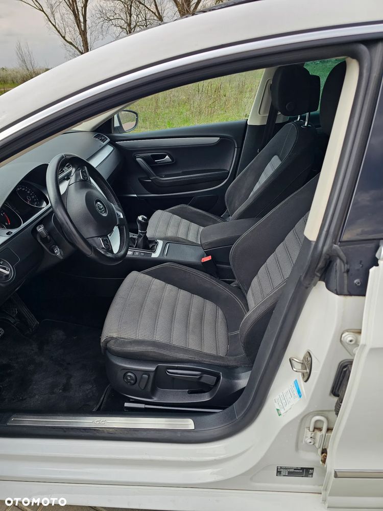 Volkswagen CC 2.0 TDI BlueMotion Technology - 14
