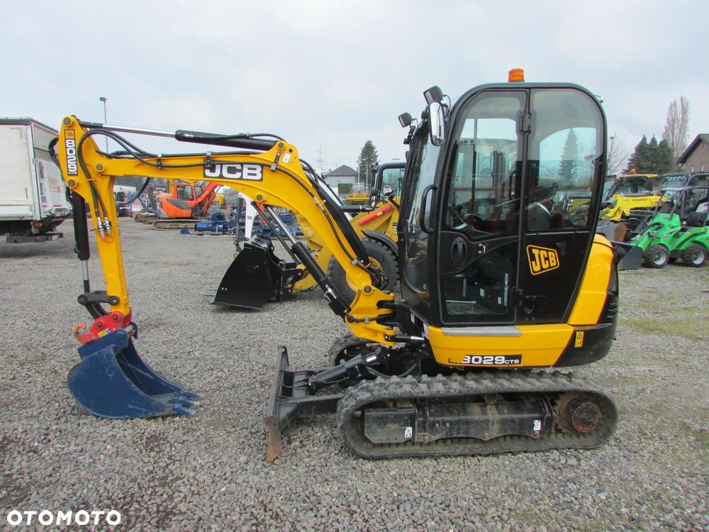 JCB 8029 CTS MINIKOPARKA ROK 2021 - 1