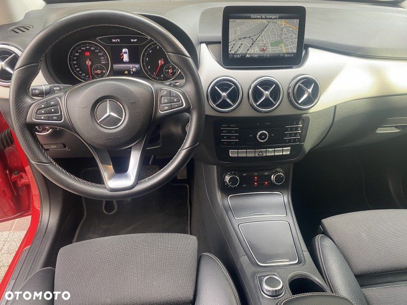 Mercedes-Benz Klasa B 220 4-Matic - 8