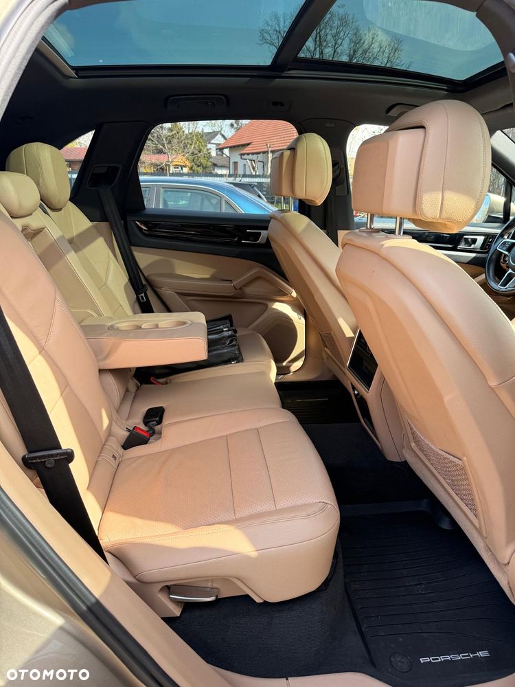 Porsche Cayenne Tiptronic S Platinum Edition - 7