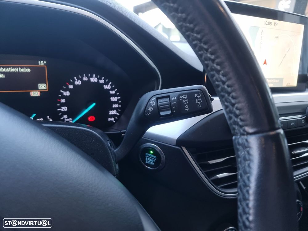 Ford Focus SW 1.5 TDCi EcoBlue Business - 18