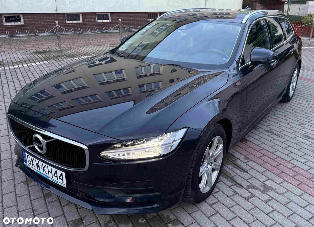 Volvo V90 D4 AWD Momentum - 8