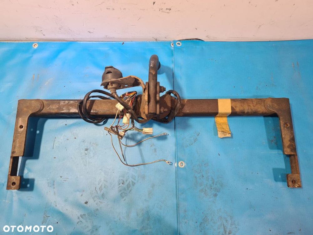 HAK DO PRZYCZEPY MITSUBISHI GALANT VIII - 2