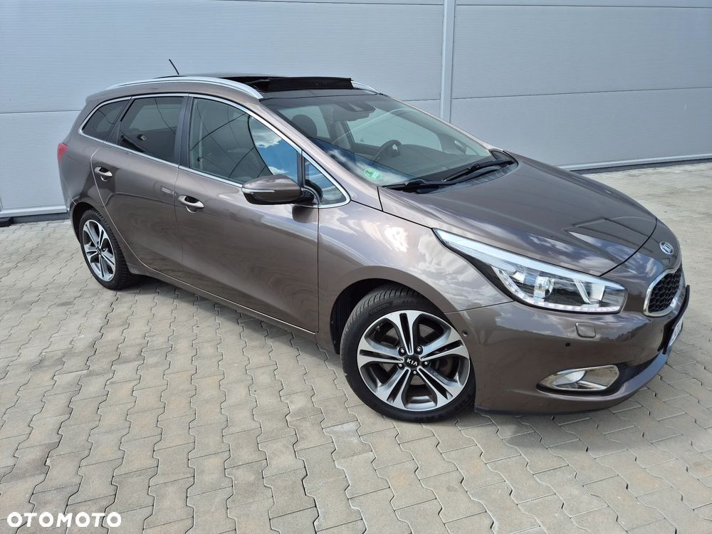 Kia Ceed 1.6 CRDi 128 Platinum Edition - 4