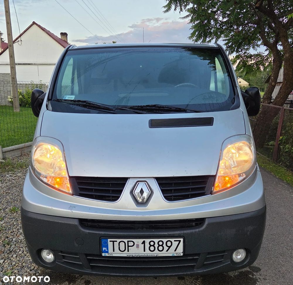 Renault Trafic - 1
