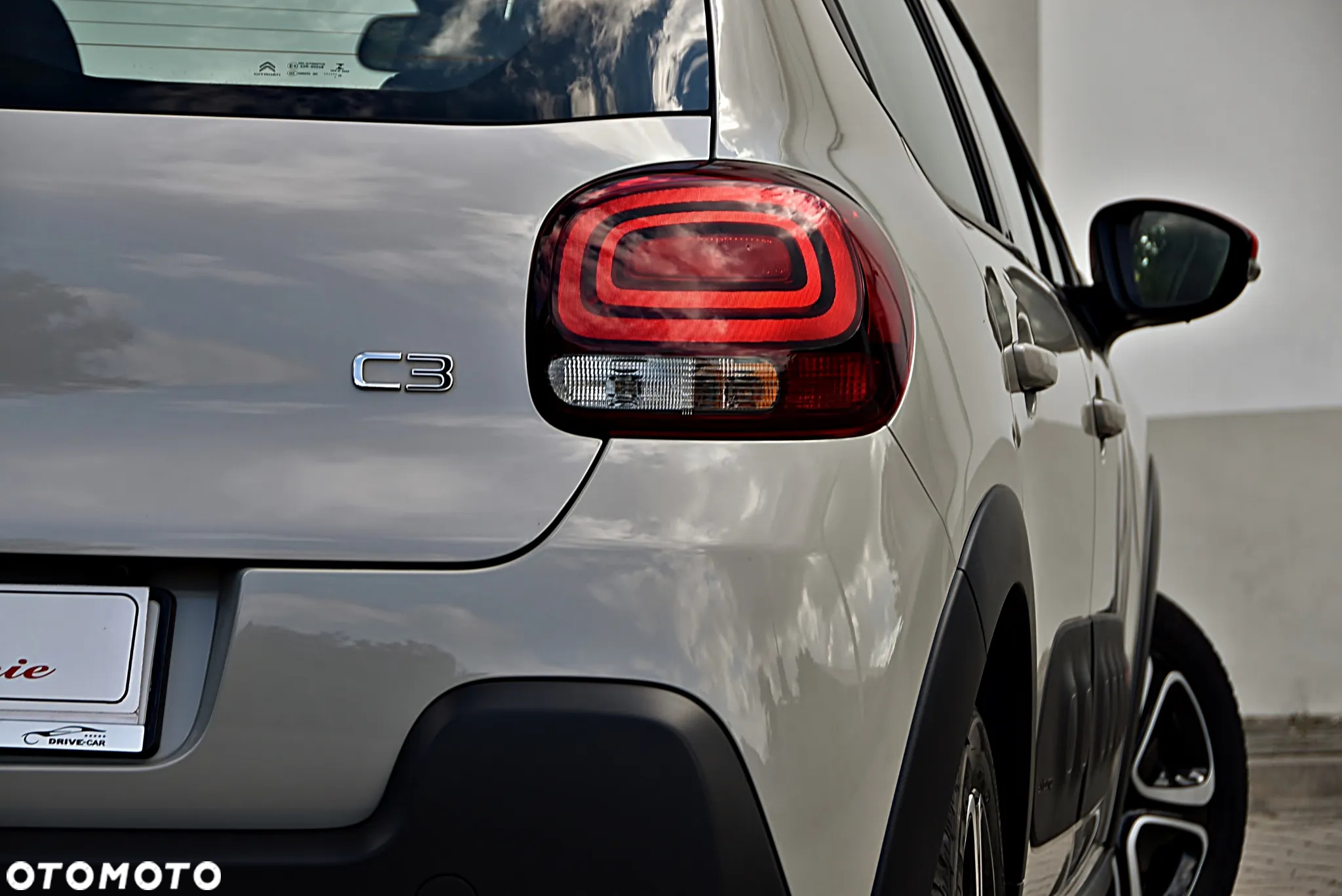 Citroën C3 1.2 PureTech Shine S&S EAT6 - 9