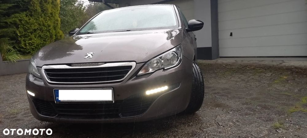 Peugeot 308 - 1