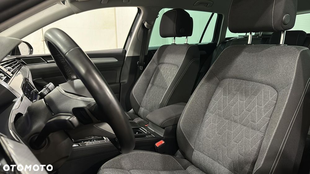Volkswagen Passat 1.5 TSI EVO Business DSG - 17