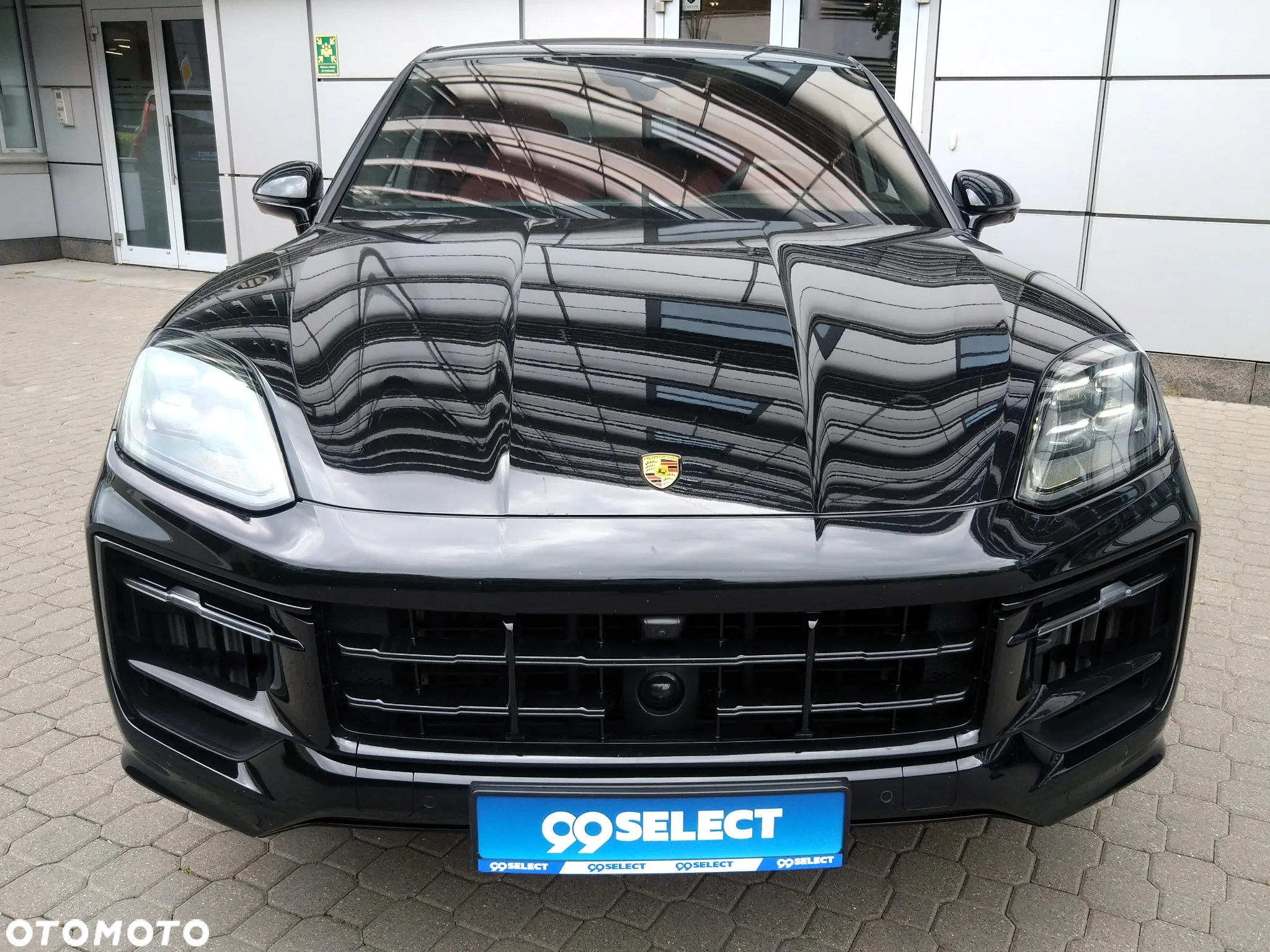 Porsche Cayenne Coupe GTS - 8