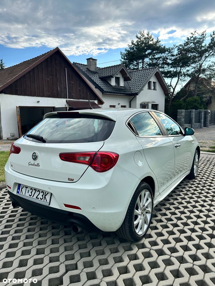 Alfa Romeo Giulietta 2.0 JTDM 16V - 7