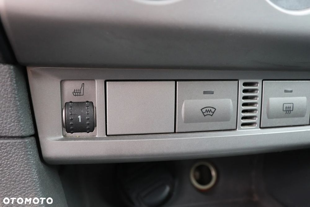 Ford Focus 1.6 TDCi DPF Black Magic - 12