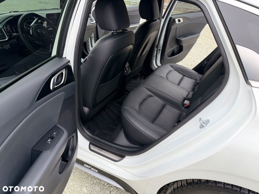 Kia ProCeed 1.4 T-GDI GT Line DCT - 11