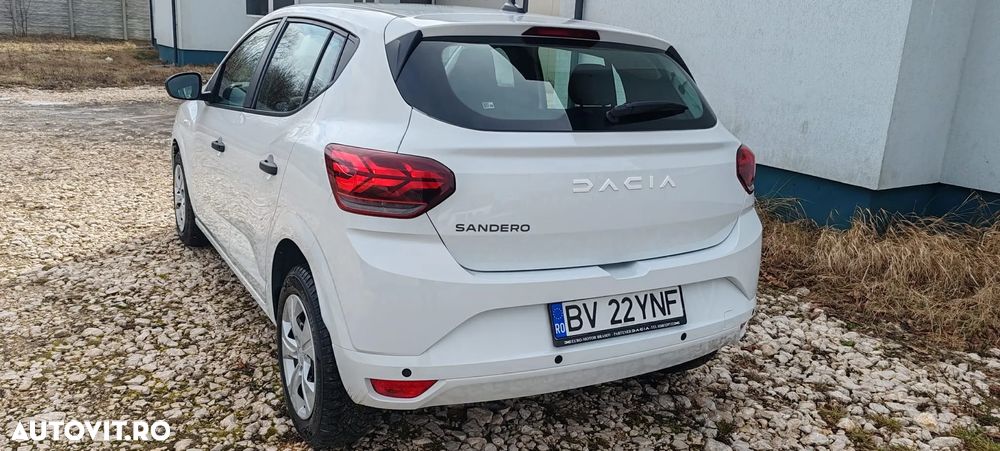 Dacia Sandero - 6