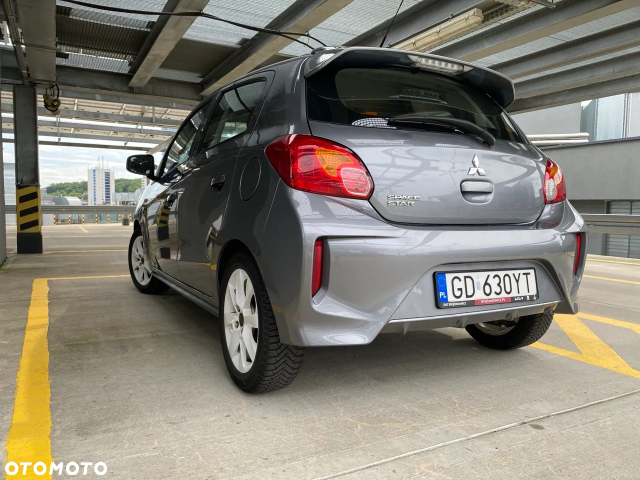 Mitsubishi Space Star 1.2 Entry - 3