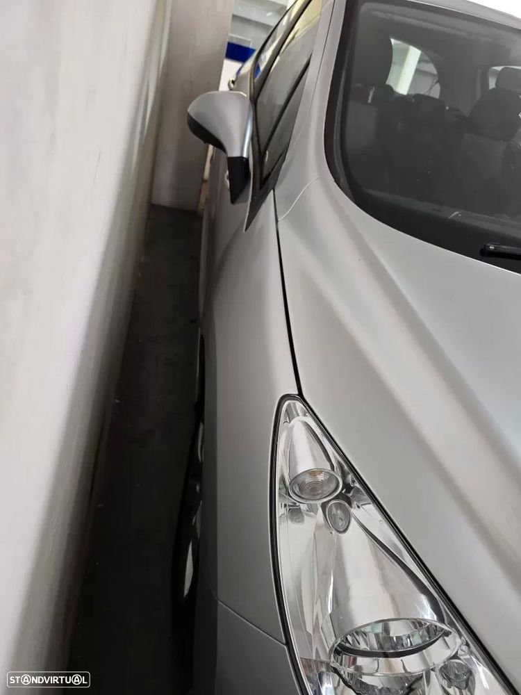 Peugeot 308 1.6 HDi Sport — photo 3