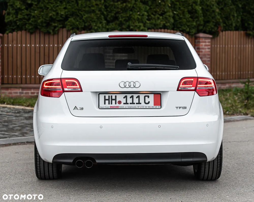 Audi A3 Sportback 1.4 TFSI S line Sportpaket - 11