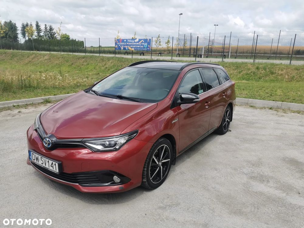 Toyota Auris Hybrid 135 Selection - 4