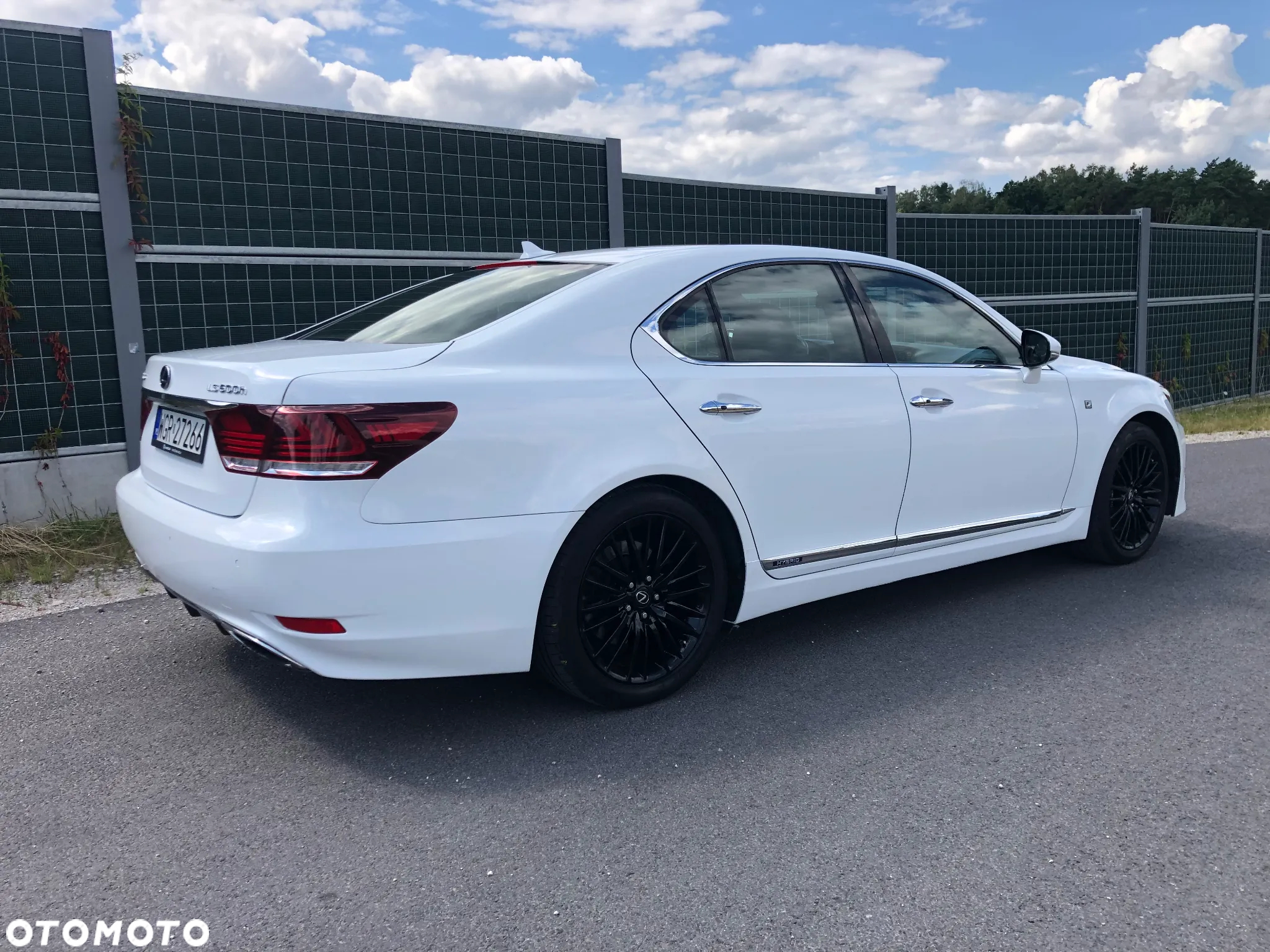 Lexus LS - 17