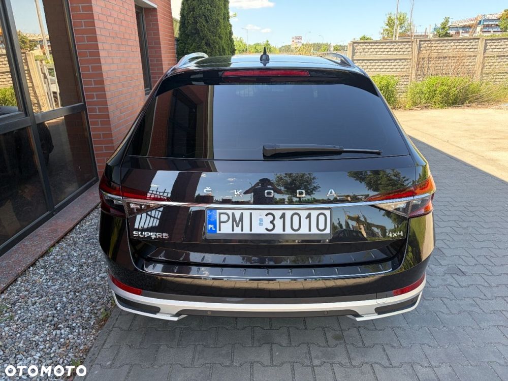Skoda Superb 2.0 TDI SCR 4x4 Scout DSG - 6