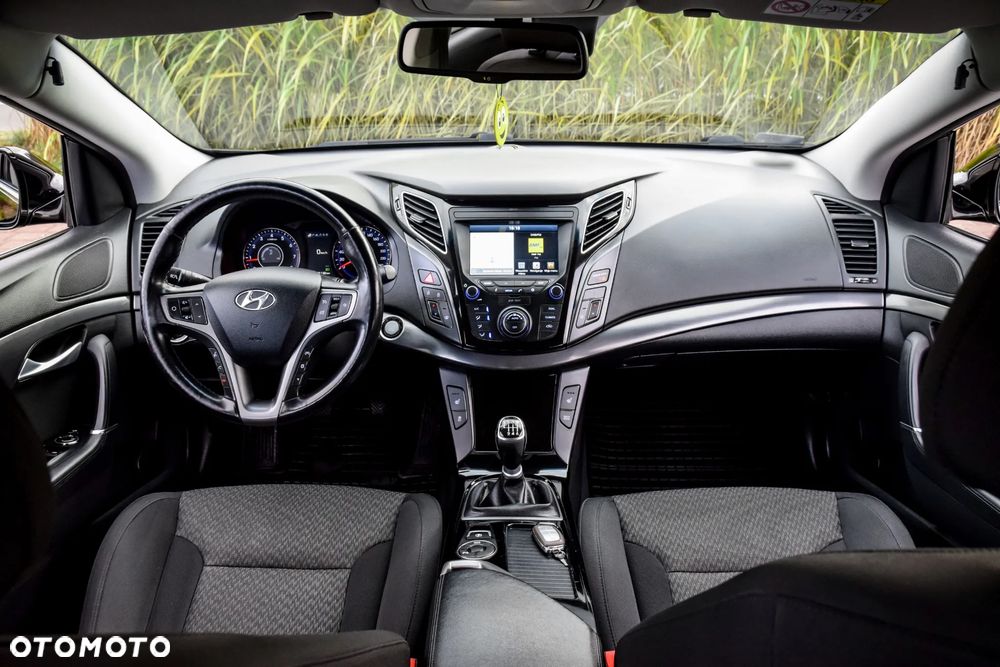 Hyundai i40 2.0 GDI Style - 24