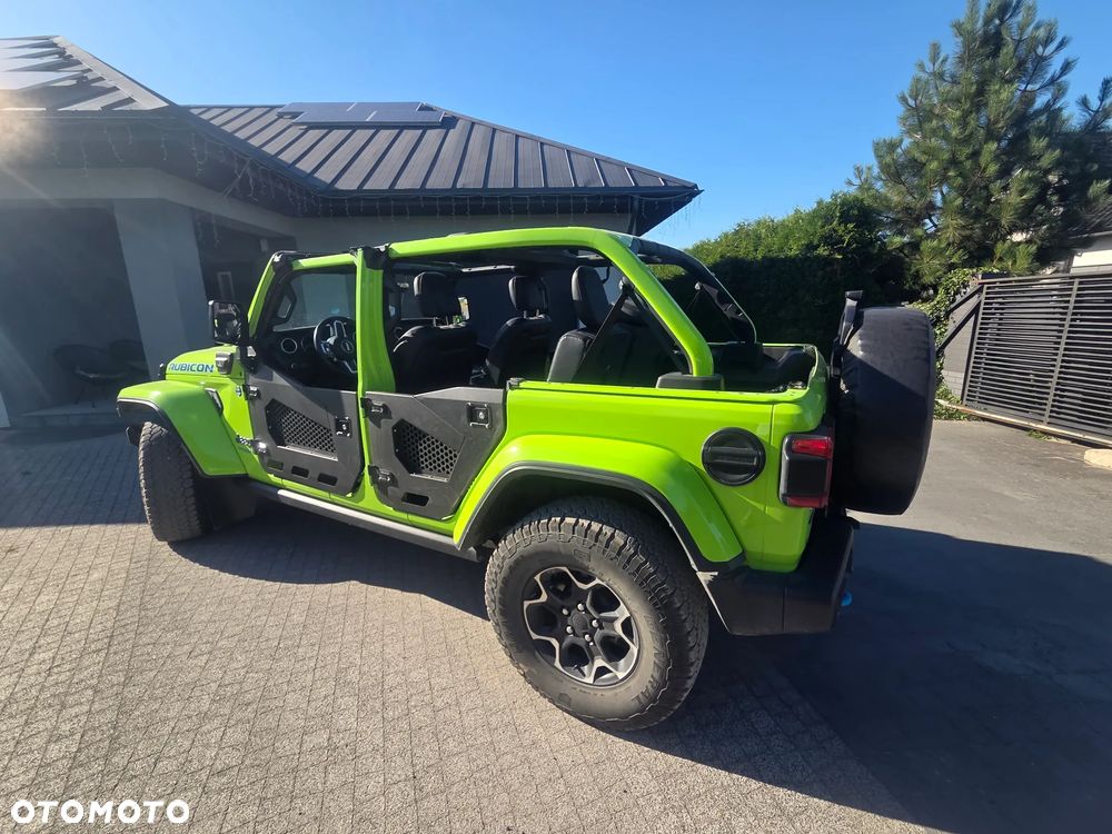 Jeep Wrangler - 1