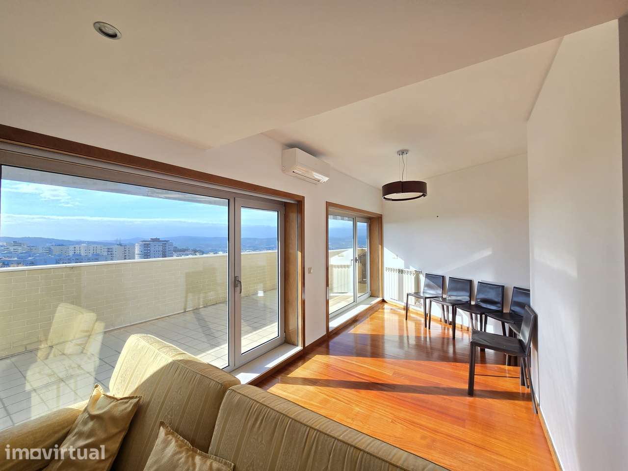 Apartamento T2 com Terraço – Arrendamento - Grande imagem: 5/20