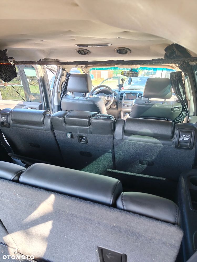 Nissan Pathfinder 2.5 DCi Sport / SE - 13
