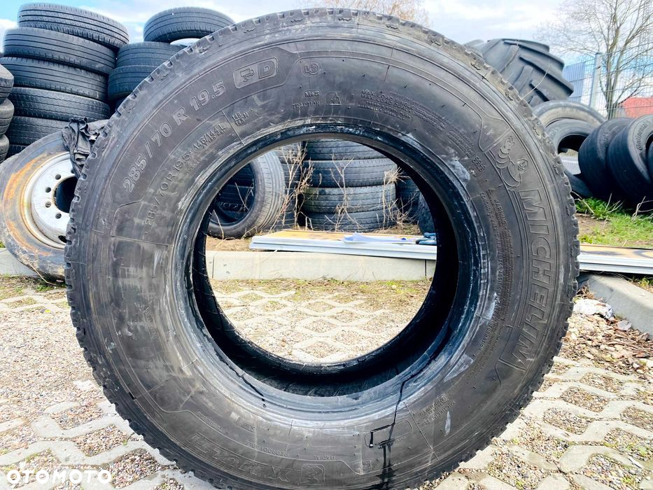 Opona 285/70R19.5 MICHELIN X MULTI D - 2