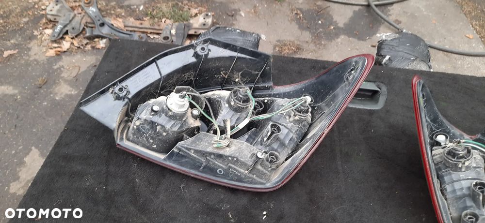 Mitsubishi Space Star II FL Blacharskie Kolor P19 Klapa tył Drzwi prawe przód lewe prawe tył  Błotnik prawy przód Lampa tył lewa prawa - 37