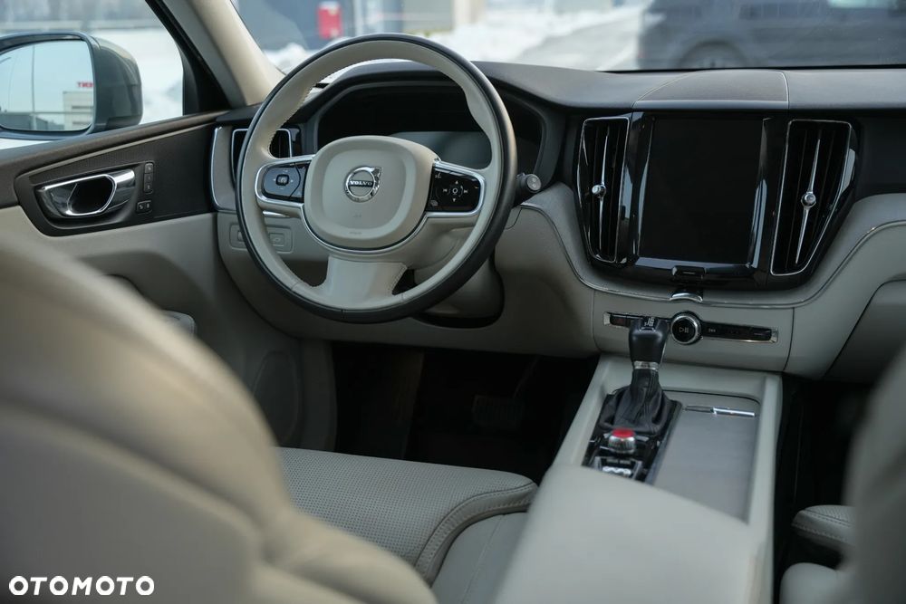 Volvo XC 60 T6 AWD Inscription - 16