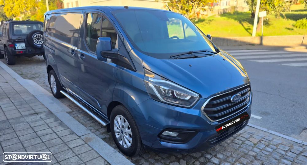 Ford Custom - 3