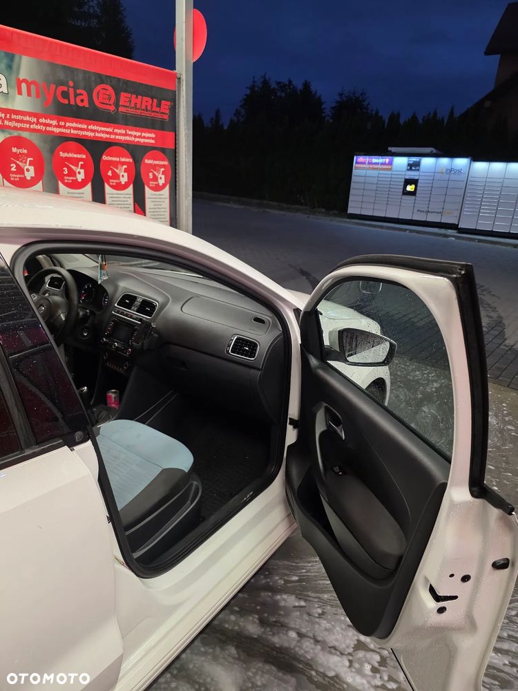 Volkswagen Polo - 11