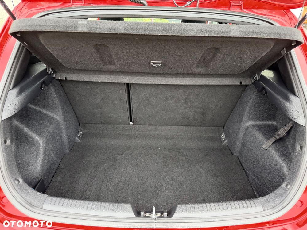 Kia Ceed 1.6 CRDi GT Line - 26