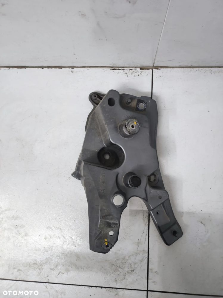 WSPORNIK MOCOWANIE UCHWYT BŁOTNIKA PRAWY PRZÓD VOLVO XC60 II 2 - 1