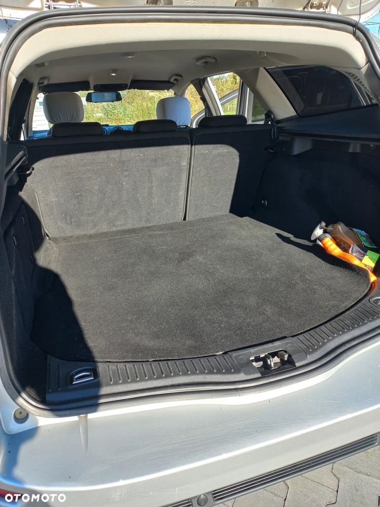 Ford Mondeo 1.6 Ambiente - 11