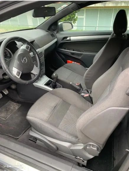 Opel Astra GTC 1.4 - 13