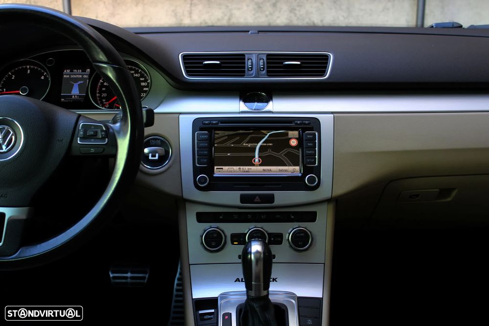 VW Passat Alltrack 2.0 TDI 4Motion DSG BlueMotion Tec - 18