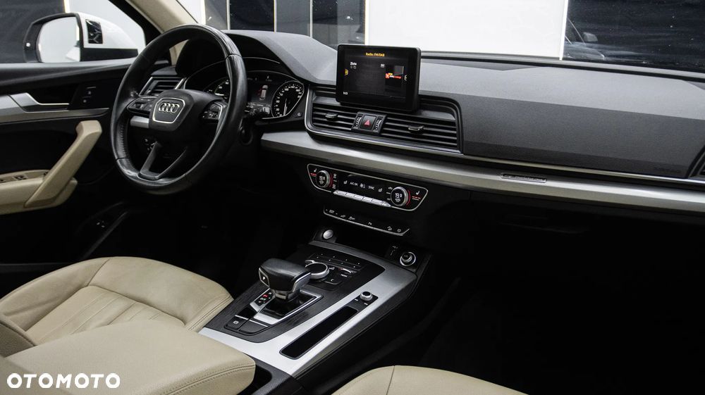 Audi Q5 50 TFSI e Quattro S tronic - 13