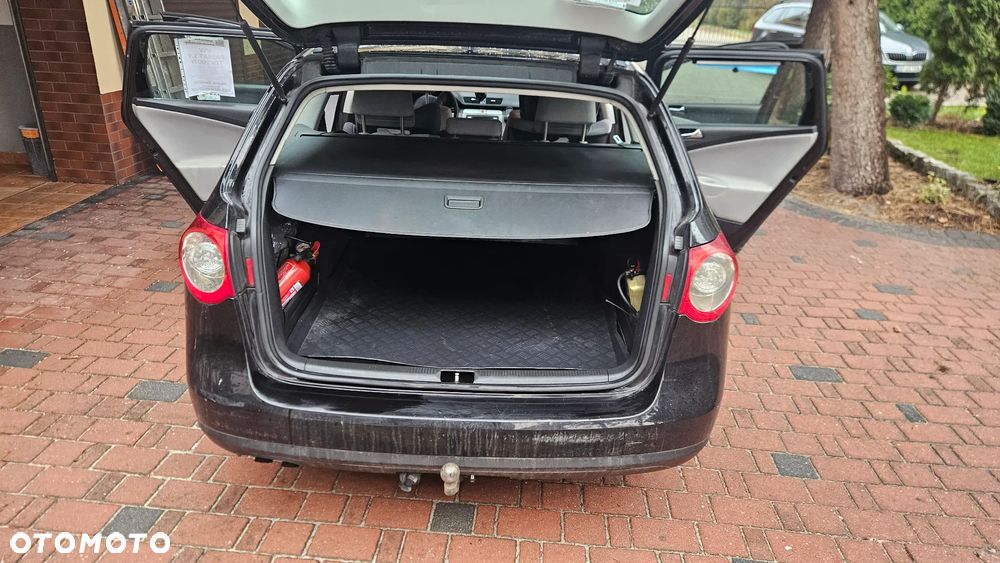 Volkswagen Passat 1.9 TDI Comfortline - 6