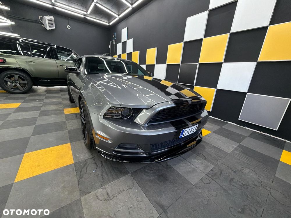Ford Mustang 3.7 V6 Premium - 31