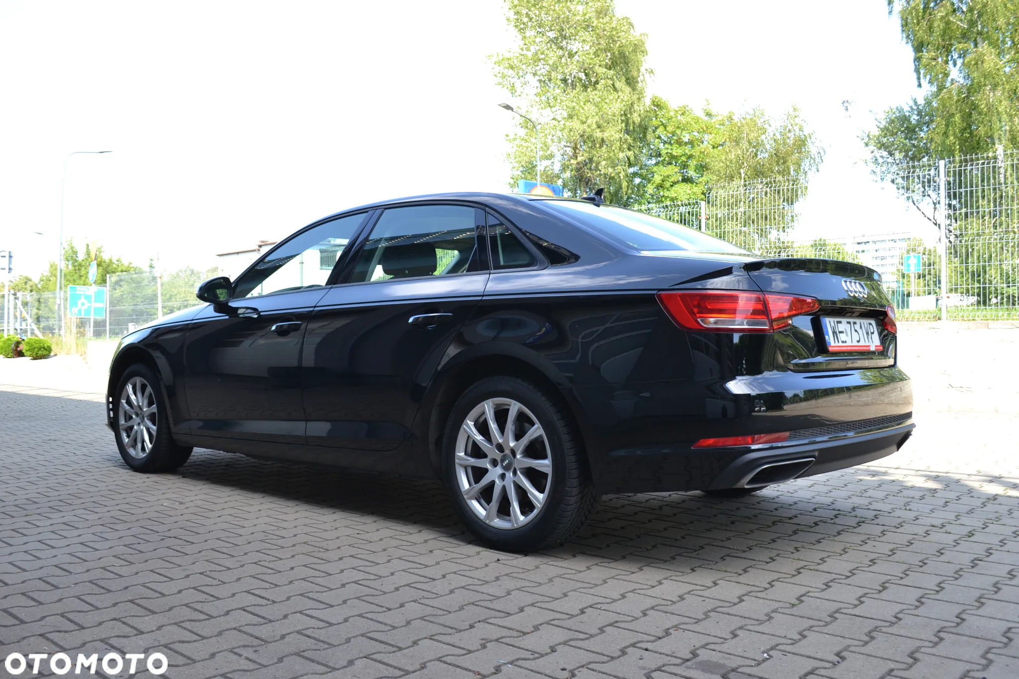 Audi A4 - 4
