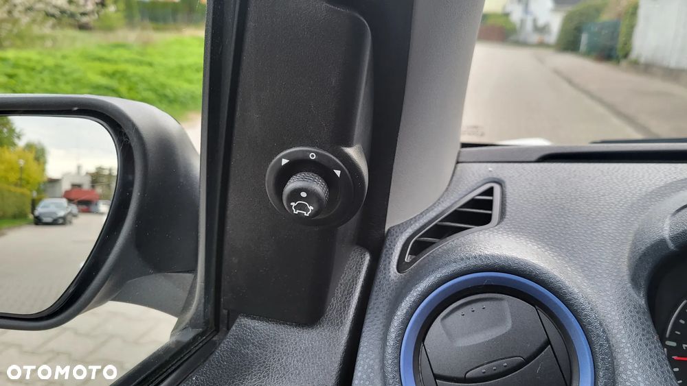 Ford Fiesta - 15